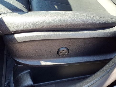 Used 2024 Mercedes-Benz GLB 250 image 21