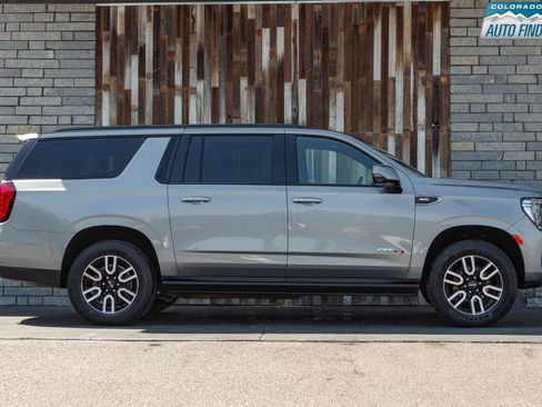 Used 2023 GMC Yukon XL AT4 w/ AT4 Premium Plus Package AWD/4WD image 8