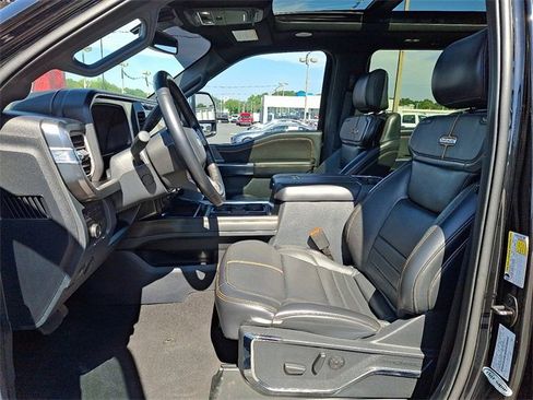 Certified 2024 Ford F250 Platinum image 12