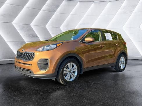 Used 2019 Kia Sportage LX image 1