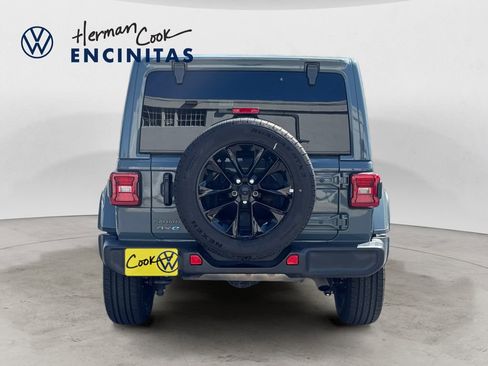 Used 2025 Jeep Wrangler Unlimited Sahara image 4