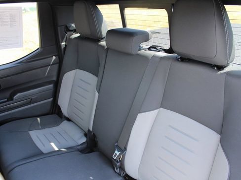 Used 2024 Toyota Tacoma TRD Off-Road image 18