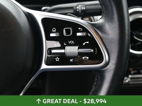 Used 2023 Mercedes-Benz GLB 250 4MATIC image 35
