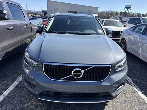 Used 2021 Volvo XC40 T5 Momentum w/ Premium Package image 20