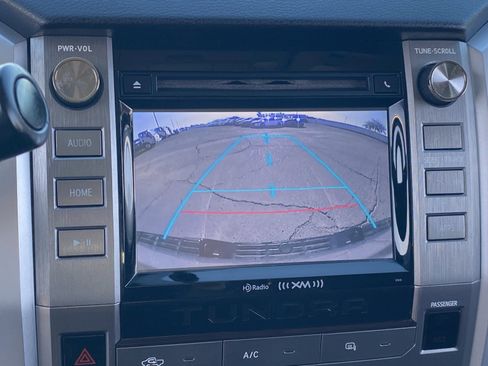 Used 2015 Toyota Tundra SR5 image 28