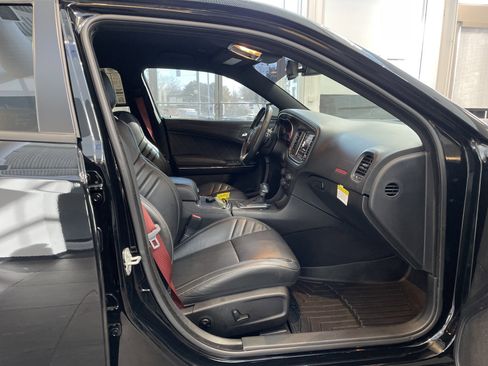 Used 2023 Dodge Charger SRT Hellcat w/ Harman/Kardon Audio Group image 36