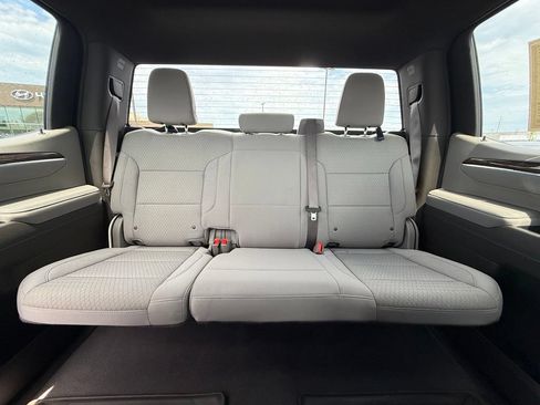 Used 2025 GMC Sierra 1500 SLE AWD/4WD image 30