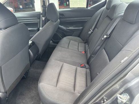 Used 2023 Nissan Altima 2.5 S FWD image 25