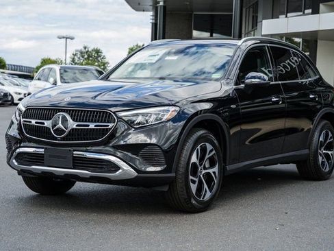 New 2025 Mercedes-Benz GLC 350e 4MATIC image 3