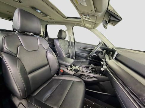 Used 2025 Kia Telluride S FWD image 34