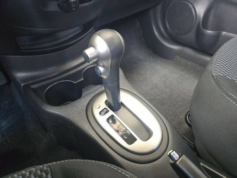 Used 2015 Nissan Versa Note SV w/ Sport Value Package FWD image 21