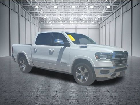 Used 2019 RAM 1500 Laramie RWD image 9