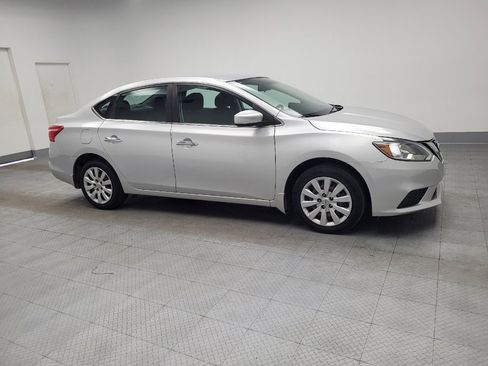 Used 2019 Nissan Sentra S FWD image 11