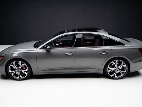 Used 2024 Audi S6 Premium Plus w/ Premium Plus Package image 17