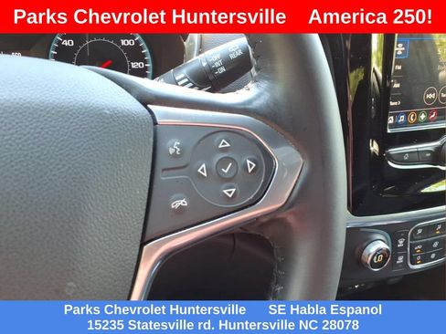 Certified 2022 Chevrolet Traverse LT FWD image 13