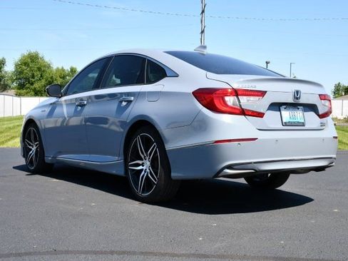 Used 2021 Honda Accord Touring image 5