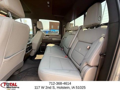 Used 2024 GMC Sierra 2500 SLT AWD/4WD image 13