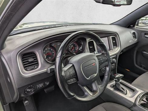 Used 2022 Dodge Charger R/T RWD image 12