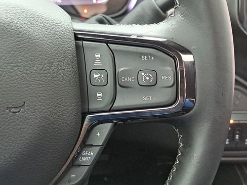 Used 2026 RAM 2500 Limited AWD/4WD image 15