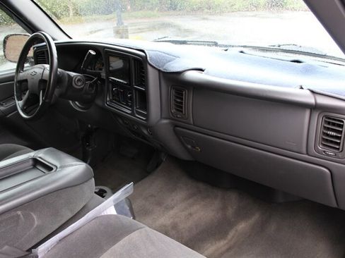 Used 2005 Chevrolet Silverado 1500 LS w/ Light Duty Power Package RWD image 15