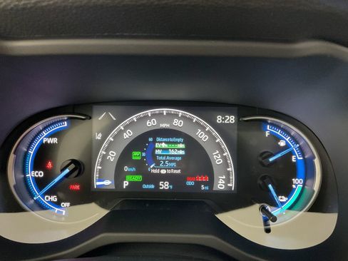 New 2025 Toyota RAV4 SE image 23