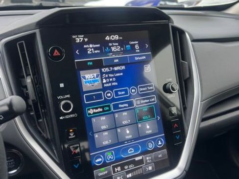 Used 2024 Subaru Crosstrek 2.0i Premium image 11