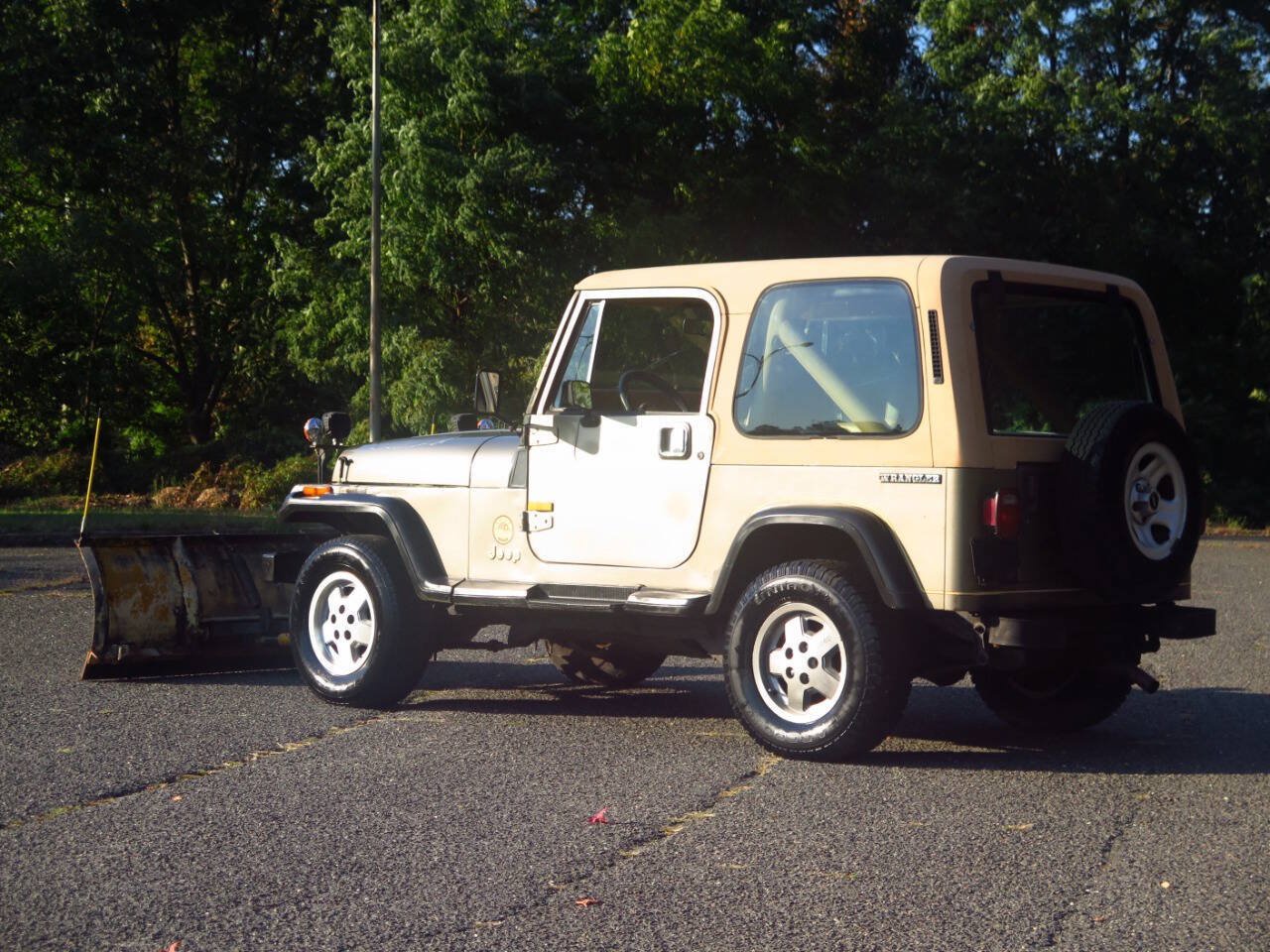 Used 1988 Jeep Wrangler Sahara AWD/4WD image 24