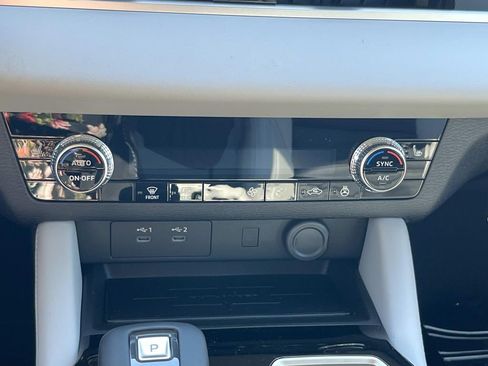 New 2026 Mitsubishi Outlander SE FWD image 20