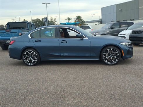 New 2026 BMW 330i Sedan w/ Premium Package image 5