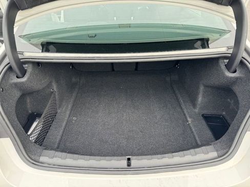 Used 2025 BMW 330i Sedan image 10