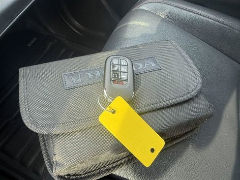 Used 2025 Honda Odyssey Sport-L image 27