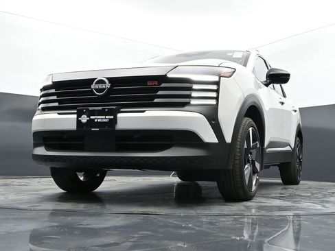 New 2026 Nissan Kicks SR w/ SR Premium Package image 27