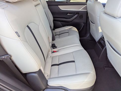 Certified 2025 MAZDA CX-90 3.3 Turbo w/ Preferred Package image 28