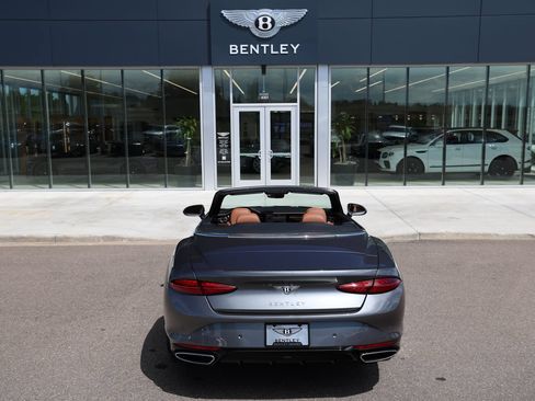 Used 2026 Bentley Continental GT Azure AWD/4WD image 10