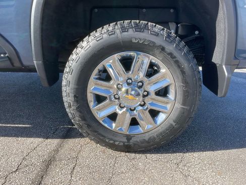 New 2026 Chevrolet Silverado 3500 High Country w/ High Country Premium Package AWD/4WD image 38