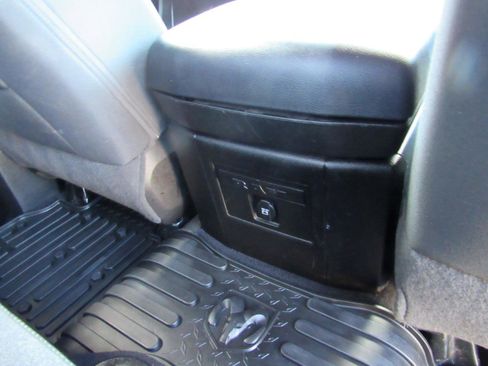 Used 2021 RAM 1500 Classic Warlock w/ Electronics Group AWD/4WD image 36