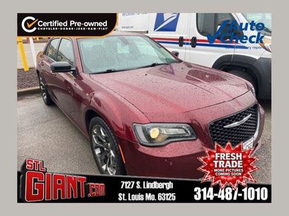 Certified 2018 Chrysler 300 Touring w/ Sport Appearance Package