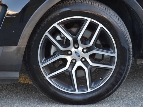 Used 2016 Ford Explorer Sport w/ Equipment Group 401A image 36