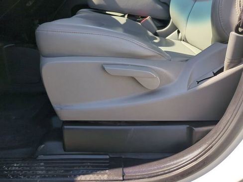 Used 2019 Chevrolet Silverado 2500 W/T AWD/4WD image 20