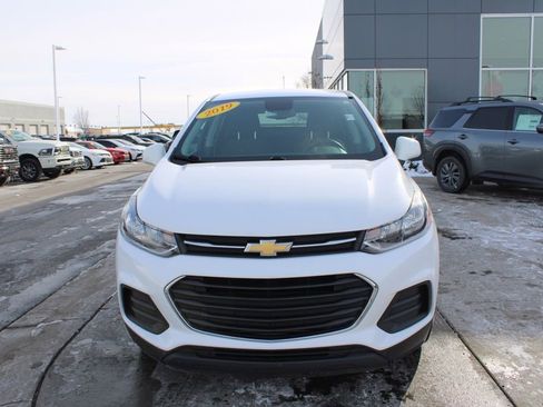 Used 2019 Chevrolet Trax LS w/ Tint and Cruise Package image 2