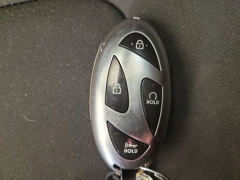 Used 2024 Hyundai Elantra SEL image 32