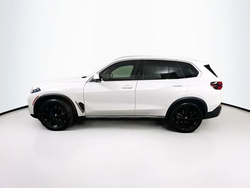 Used 2024 BMW X5 xDrive40i w/ Premium Package image 4