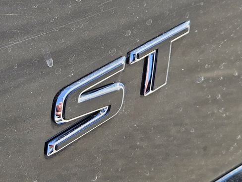 Used 2025 Buick Envision Sport Touring image 15