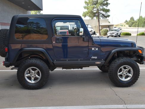 Used 2006 Jeep Wrangler X AWD/4WD image 9