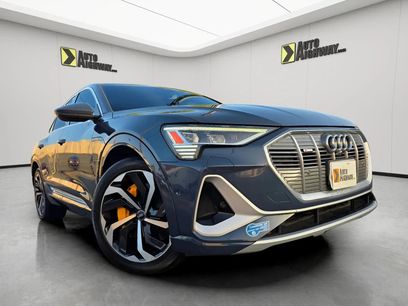 Used 2020 Audi e-tron Prestige w/ Prestige Package