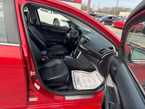 Used 2017 Mitsubishi Lancer SEL image 9