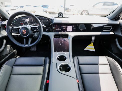 New 2026 Porsche Taycan image 24