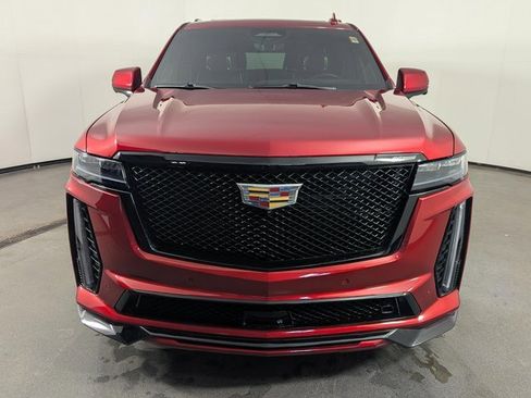 Used 2024 Cadillac Escalade V image 3