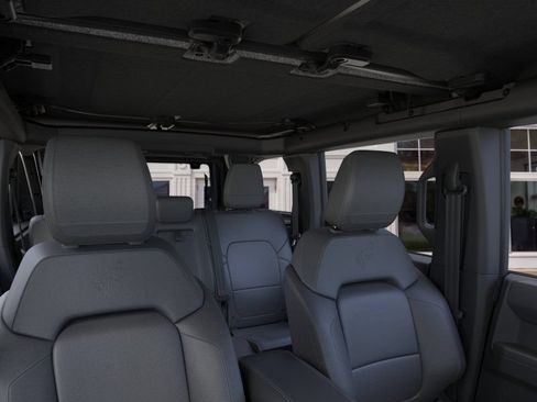 New 2026 Ford Bronco Outer Banks w/ Sasquatch Package AWD/4WD image 12