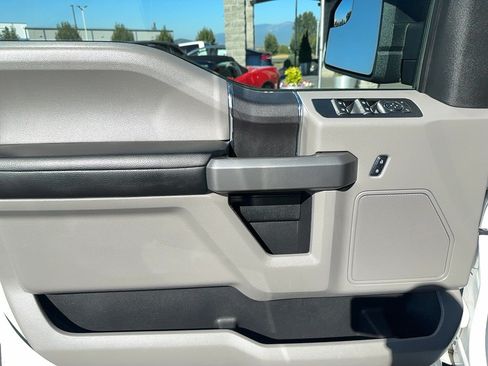 Used 2016 Ford F150 XLT w/ Trailer Tow Package AWD/4WD image 13